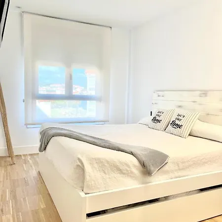 Apartamento En Playa Sanxenxo, Con Garaje サンシェンショ